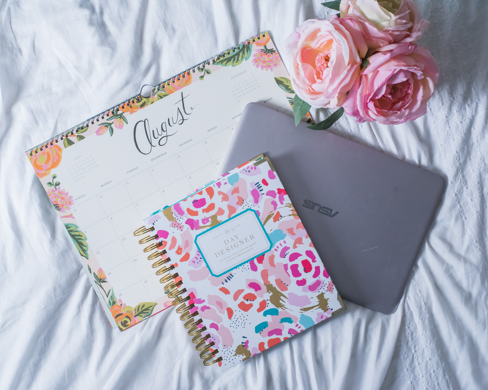 Stay Organized with the Day designer day planner with hourly scheduling