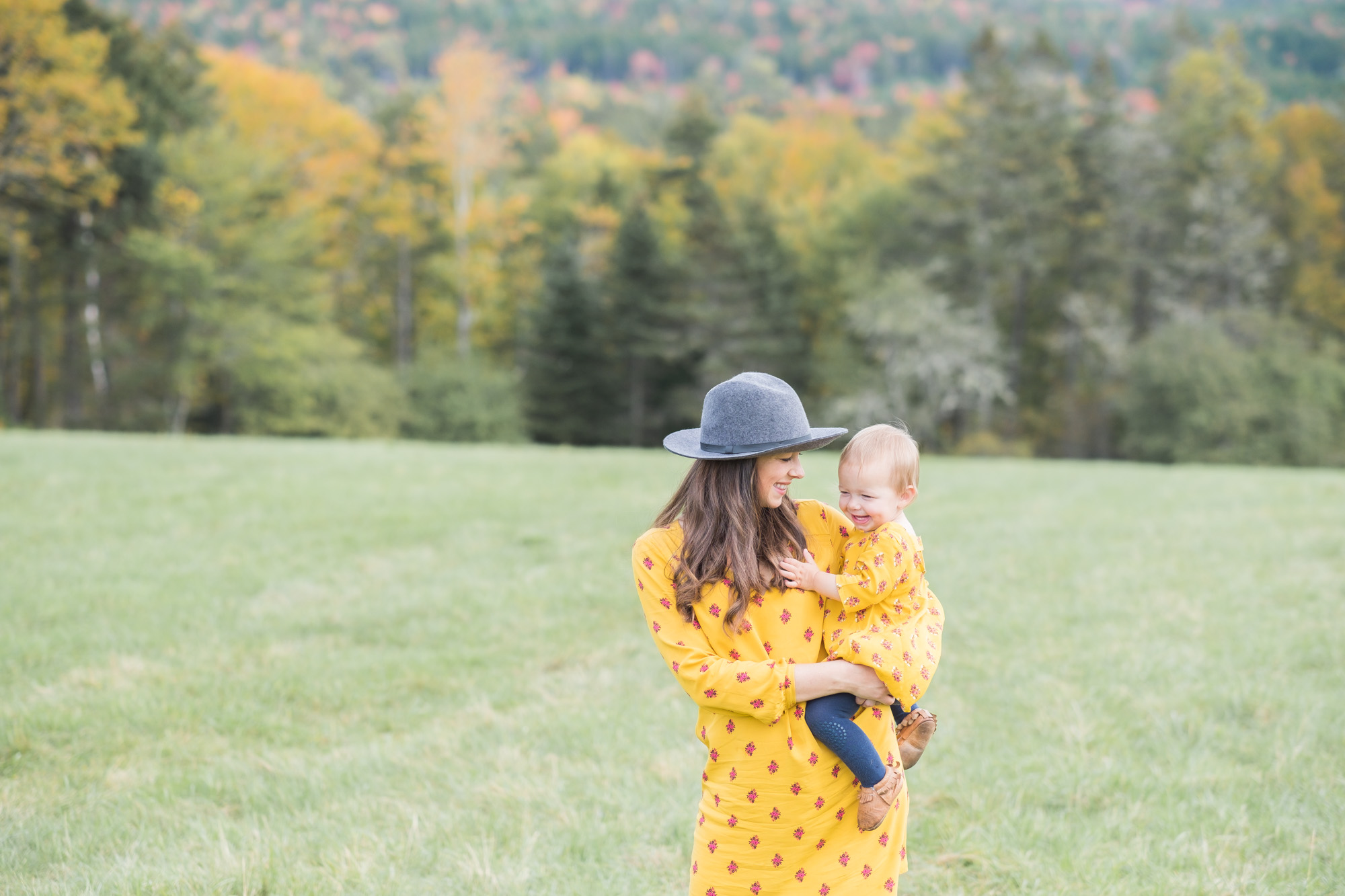 Wild Rosebuds| Road Trip Series| twinning yellow dresses from Old Navy