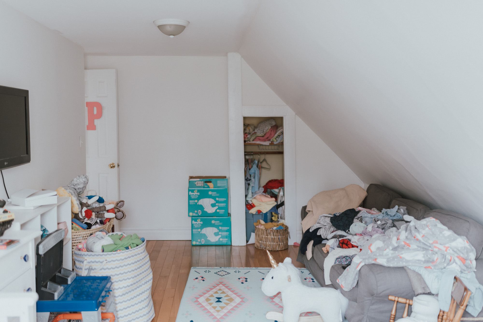 The Wild Decoelis | A Big Girl Room For Poppy | before photos 4