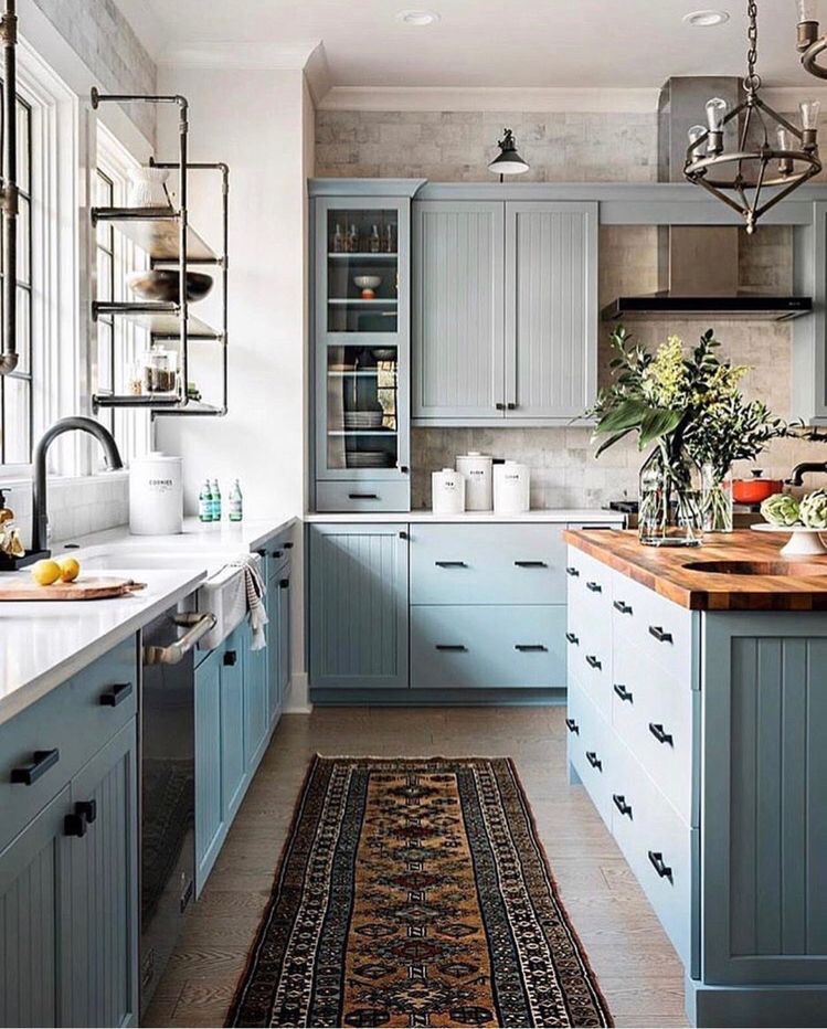 The Wild Decoelis | Kitchen Inspo | blue kitchen and black hardware.