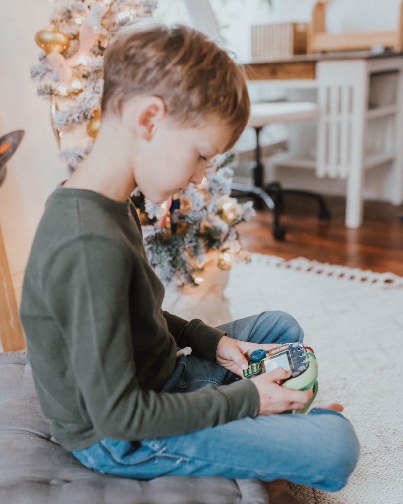 LeapFrog Rockit Twist- Learning Through Play | The Wild Decoelis | available in purple and green