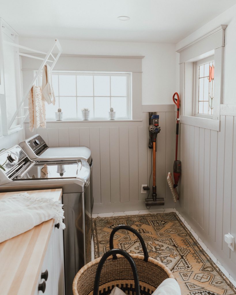 Our Traditional Farmhouse Laundry and Mud Room - The Wild Decoelis